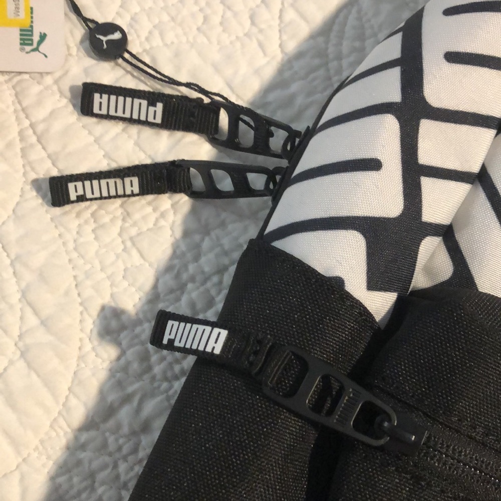 NWT Puma Black/white Backpack 🎒 - Picture 6 of 7